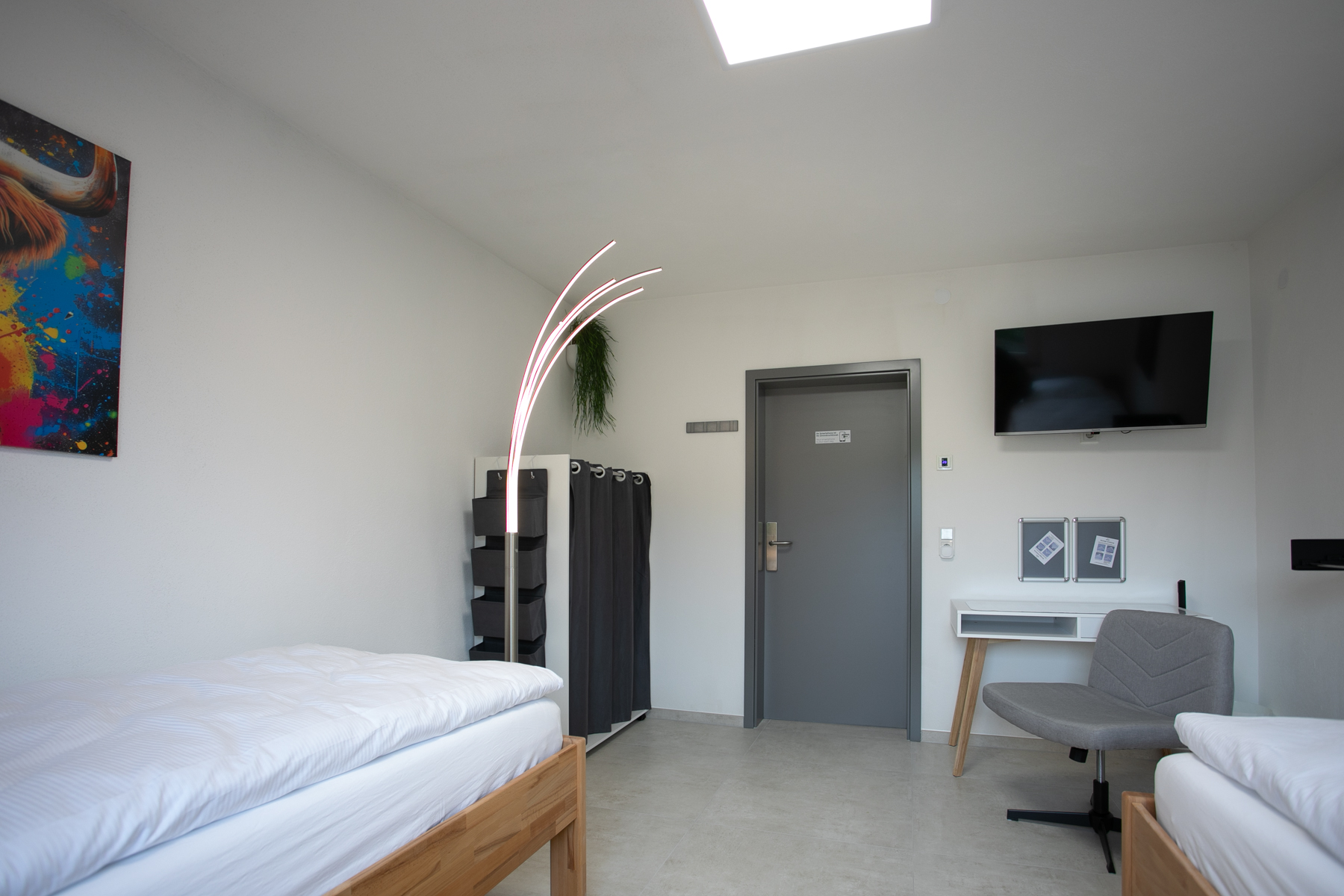 Doppelzimmer mit Bad-/WC-Bereich auf der Etage - Bild 3